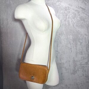 Vintage Partners Genuine Leather Saddle Crossbody Bag Tan Brown Turn Lock Small
